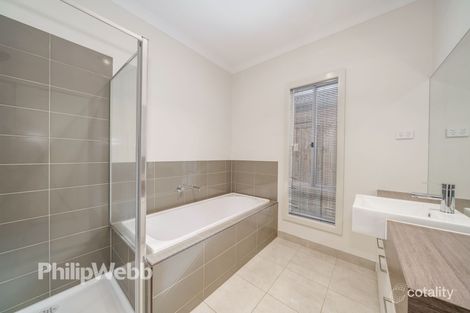 Property photo of 2 Chiswick Place Mernda VIC 3754