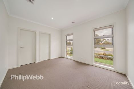 Property photo of 2 Chiswick Place Mernda VIC 3754