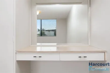 Property photo of 2/259 Cornwall Street Greenslopes QLD 4120