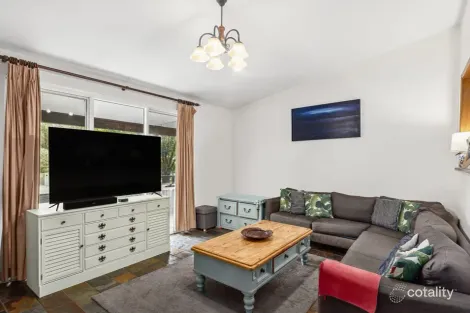 Property photo of 6 Shannon Close Kincumber NSW 2251