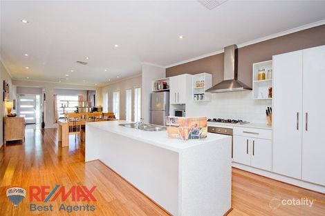 Property photo of 34 Shoalhaven Circuit Mawson Lakes SA 5095