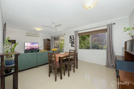 Property photo of 2/179 Albert Street Cranbrook QLD 4814