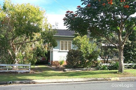 Property photo of 14 Gordon Street Labrador QLD 4215