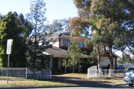 63 Coonawarra Dr, St Clair, NSW 2759