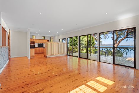 Property photo of 4 Waterview Crescent Tascott NSW 2250