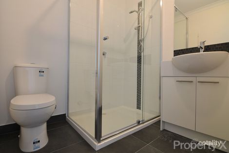 Property photo of 74 Queen Circuit Sunshine VIC 3020