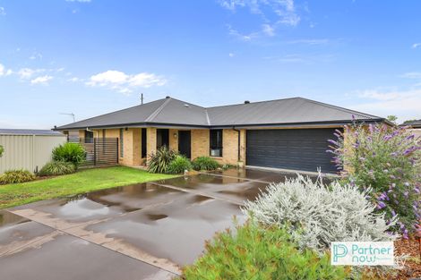 6 Gregory Cl, Westdale, NSW 2340