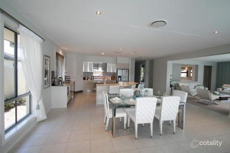 Property photo of 129 Edinburgh Road Benowa QLD 4217