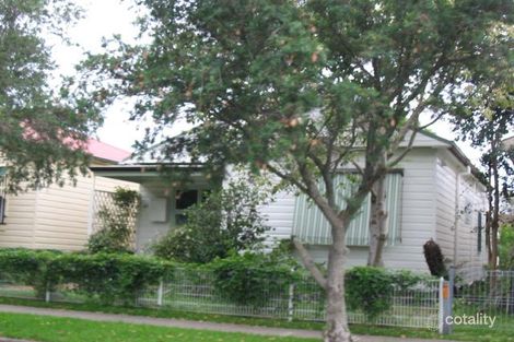 47 Waratah St, Mayfield, NSW 2304