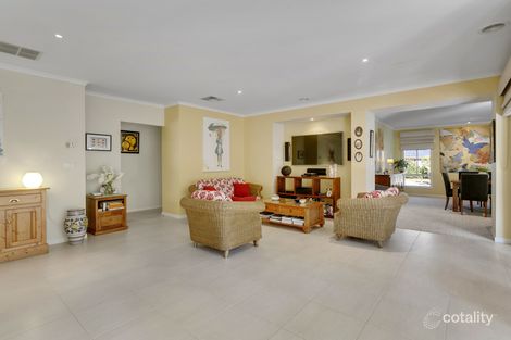 Property photo of 36 Niblick Circuit Sandhurst VIC 3977