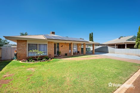 5 Holroyd Way, Boulder, WA 6432
