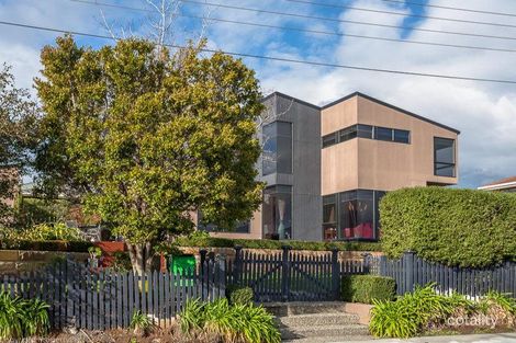 5 Talune St, Lindisfarne, TAS 7015