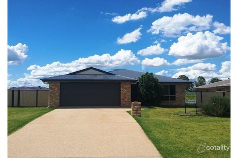 135 Zeller St, Chinchilla, QLD 4413