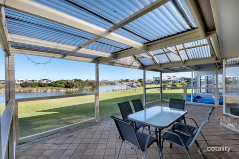 Property photo of 23 Prince Alfred Parade Hindmarsh Island SA 5214