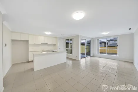Property photo of 8 Webber Circuit Bardia NSW 2565
