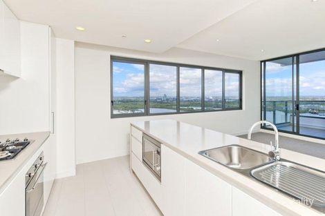 Property photo of 1806/7 Rider Boulevard Rhodes NSW 2138