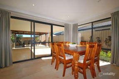 Property photo of 6 Zurich Fairway Hocking WA 6065