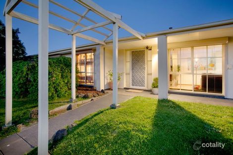 Property photo of 2 Ballymore Court Frankston VIC 3199