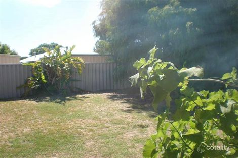 Property photo of 11 Dundee Close Warnbro WA 6169