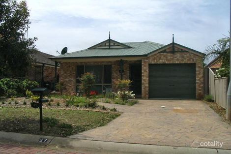 Property photo of 27 Tusculum Court Wattle Grove NSW 2173