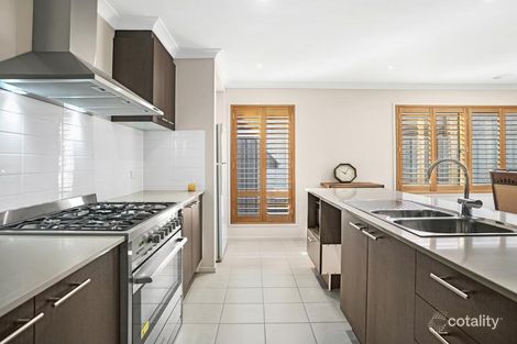 Property photo of 19 Eclipse Avenue Plumpton VIC 3335
