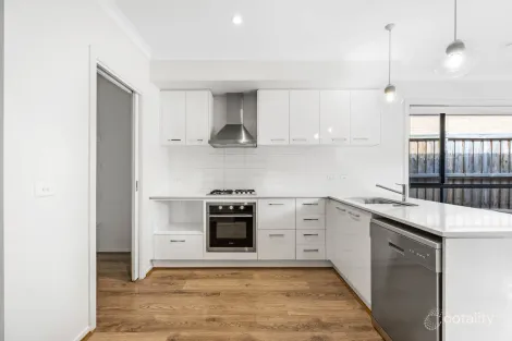 Property photo of 9 Peppercress Street Diggers Rest VIC 3427