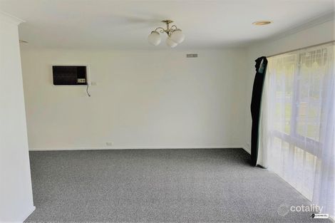Property photo of 52 Goolagar Crescent Springdale Heights NSW 2641