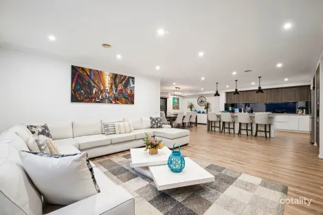 Property photo of 51 Cloverdale Road Tarneit VIC 3029