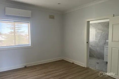 Property photo of 8 Bruce Road Warrawong NSW 2502