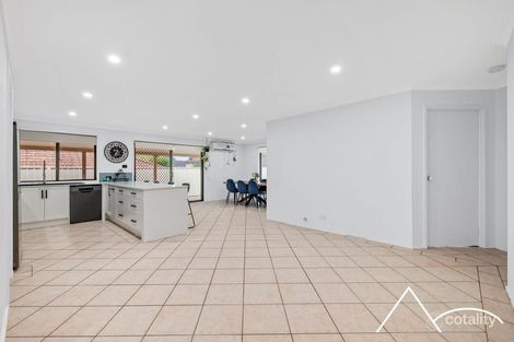 Property photo of 9 Combings Place Currans Hill NSW 2567