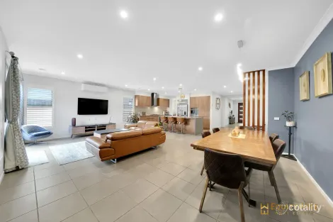 Property photo of 14 Stream Road Wyndham Vale VIC 3024