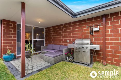 Property photo of 11 Bauxite Road Treeby WA 6164