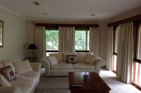 Property photo of 40 Manuka Road Berwick VIC 3806