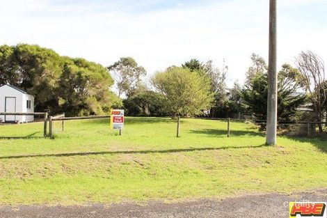 1 Link Rd, Venus Bay, VIC 3956