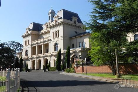 64 Wiltshire Dr, Kew, VIC 3101