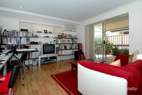 Property photo of 5 Sarah Close Canning Vale WA 6155