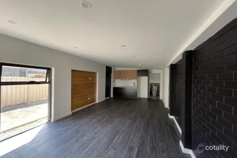 16 Karoo St, Albion Park Rail, NSW 2527