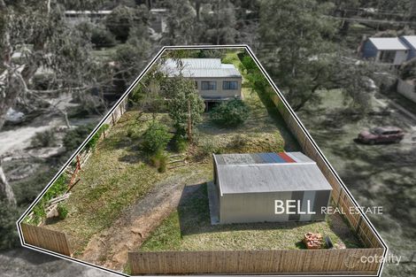 17 Edmunds Rd, Cockatoo, VIC 3781
