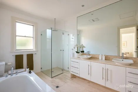 Property photo of 3 Ryries Parade Cremorne NSW 2090