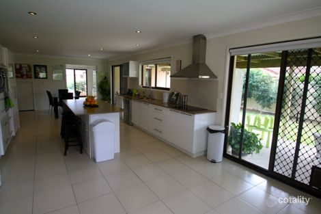 Property photo of 4 Gretel Place Hollywell QLD 4216