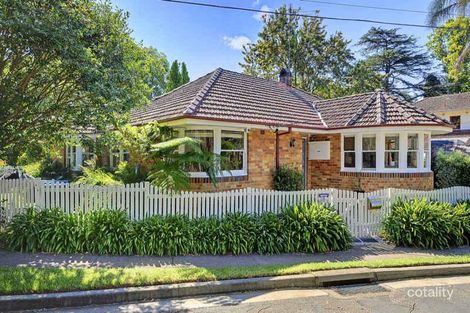 4 John Hughes Pl, Wahroonga, NSW 2076