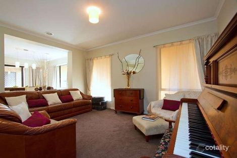 Property photo of 11 Collina Court Langwarrin VIC 3910