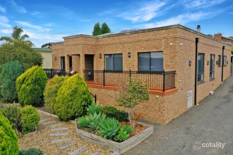 24 Mahnke St, Stawell, VIC 3380