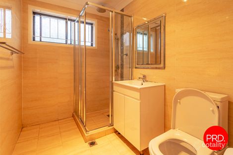 Property photo of 26/16 Bensley Road Macquarie Fields NSW 2564