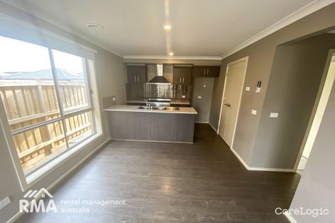 Property photo of 7 Papas View Wyndham Vale VIC 3024