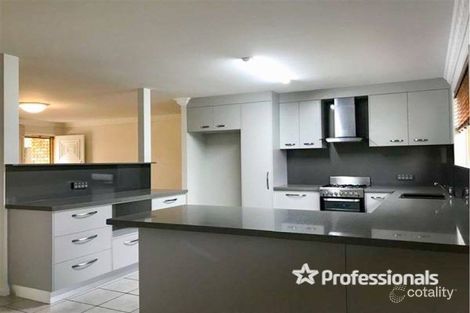 4 Trojan Ct, Proserpine, QLD 4800