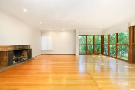 16 Hutt St, Yarralumla, ACT 2600