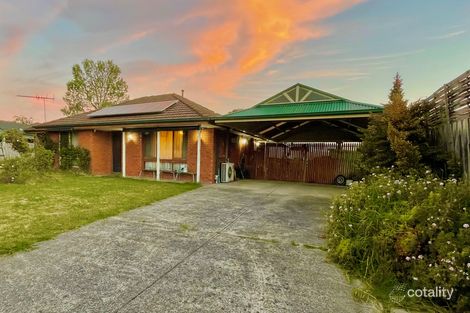 Property photo of 14 Gregory Court Cranbourne North VIC 3977
