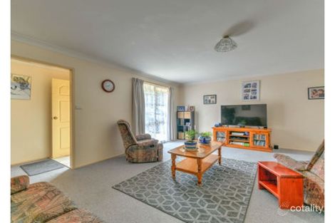 Property photo of 8 Grevillea Place Oxley Vale NSW 2340