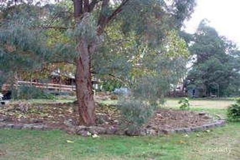 15 Peregrine Dr, Kinglake West, VIC 3757